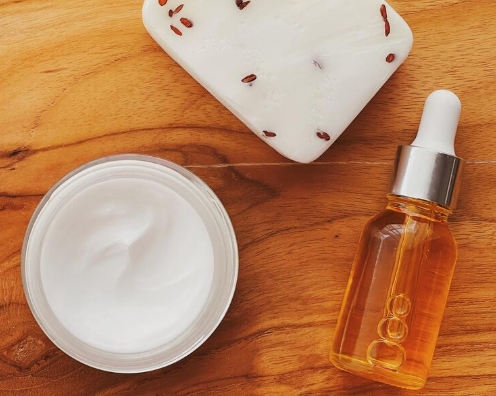 Kenali Bedanya Cleansing Oil, Milk Cleanser, dan Cleansing Balm Serta Manfaatnya bagi Kulit