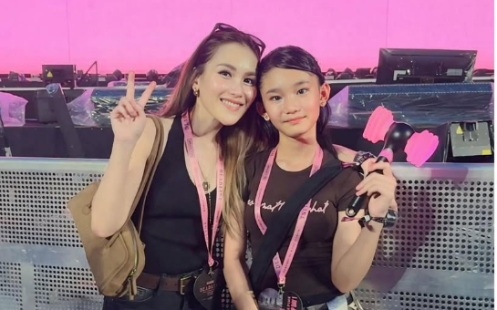 Gaya Bilqis Putri Ayu Ting Ting Tuai Sorotan, Disebut Terlalu Dewasa Saat Hadiri Konser BLACKPINK