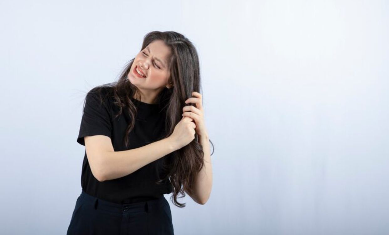 Kenapa Rambut Cepat Lepek? Ini 6 Penyebab yang Sering Kamu Lakukan Tanpa Sadar