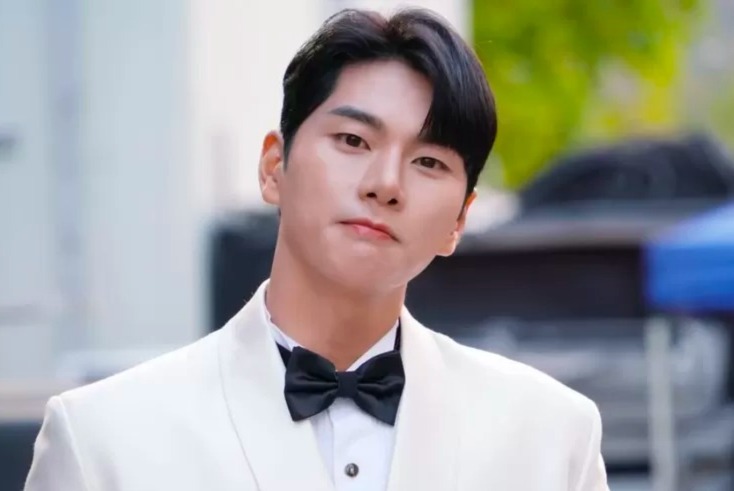 Tolak Damai! Lee Yi Kyung Kekeh Lapor Polisi Usai Viral Chat Vulgar Hasil AI