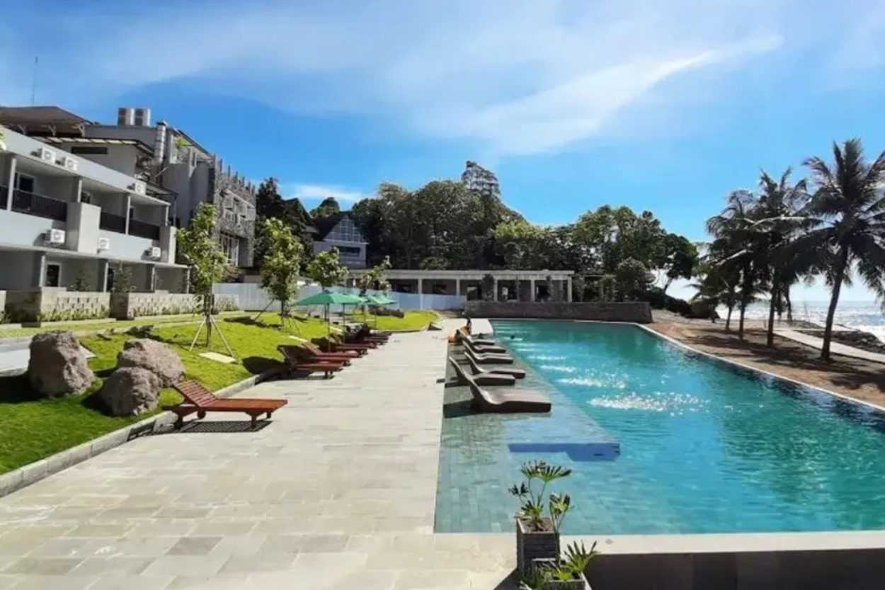 5 Hotel Terbaru di Anyer, Mulai dari Glamping Jepang hingga Infinity Pool Pantai!