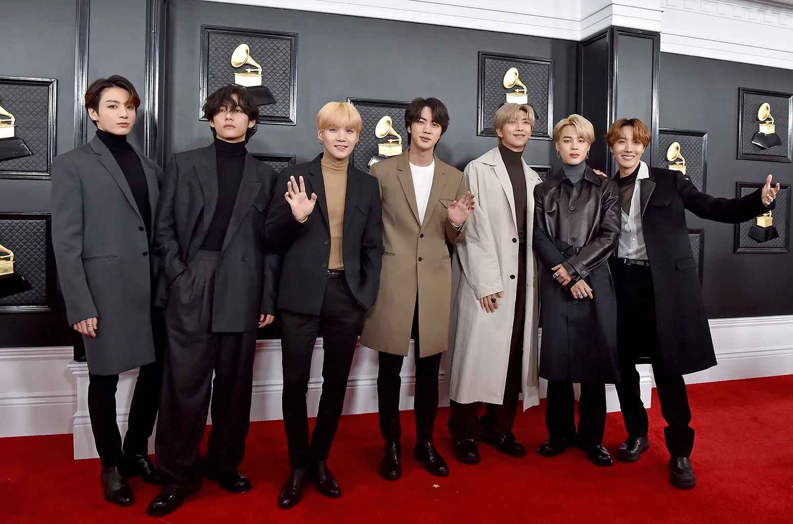 Daftar Lengkap Nominasi “Big Four” Grammy Awards 2026: Lady Gaga, Kendrick Lamar, hingga K-Pop Masuk Persaingan Utama!