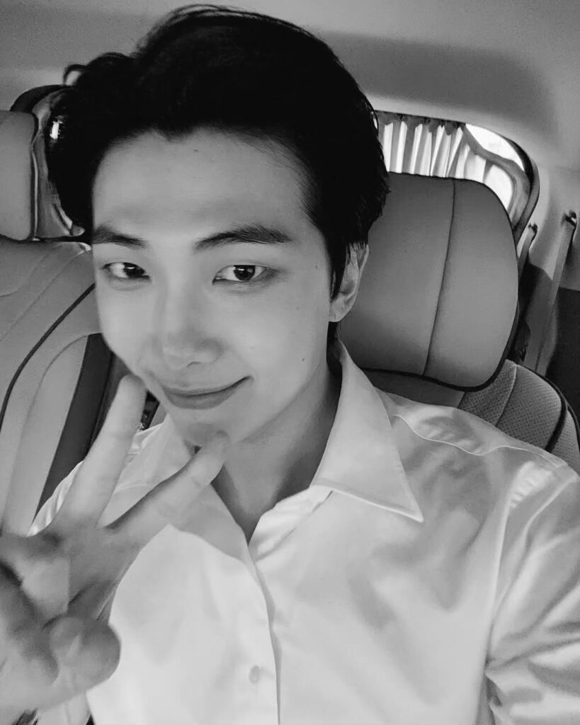 Rame di X! Berikut Kronologi Army BTS Menyerang Produk Somethinc