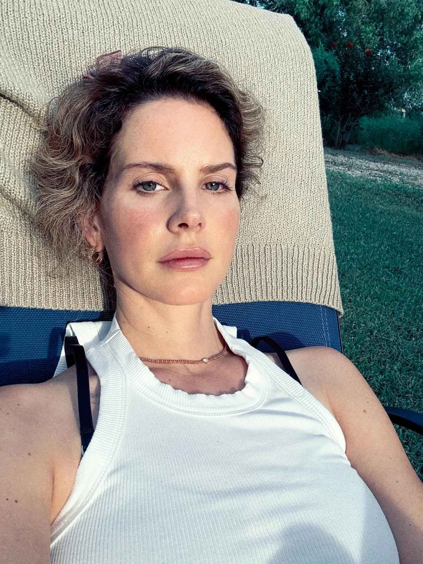 Makna Lagu “Brooklyn Baby” dari Lana Del Rey, Potret Cinta dan Identitas di Tengah Budaya Modern