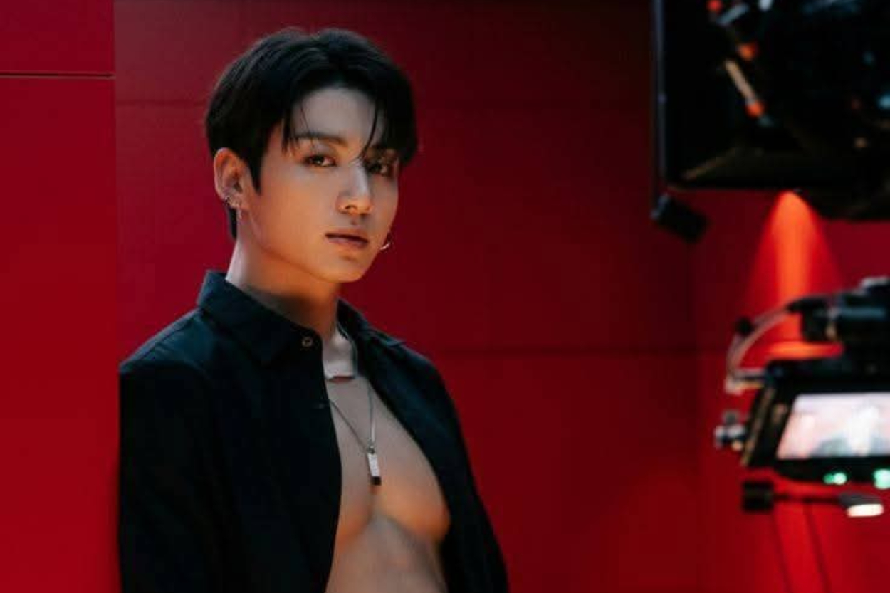 Kumpulan Bukti Cocoklogi: Selain Rumor Kencan dengan Winter aespa, Jungkook BTS Disorot Video dengan Wanita Lain