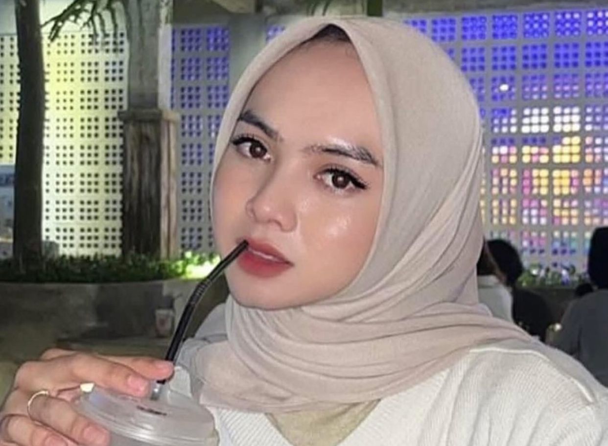Terungkap Identitas Dea Anggriani, 'Sister Hong' Lombok yang Ternyata Seorang Pria