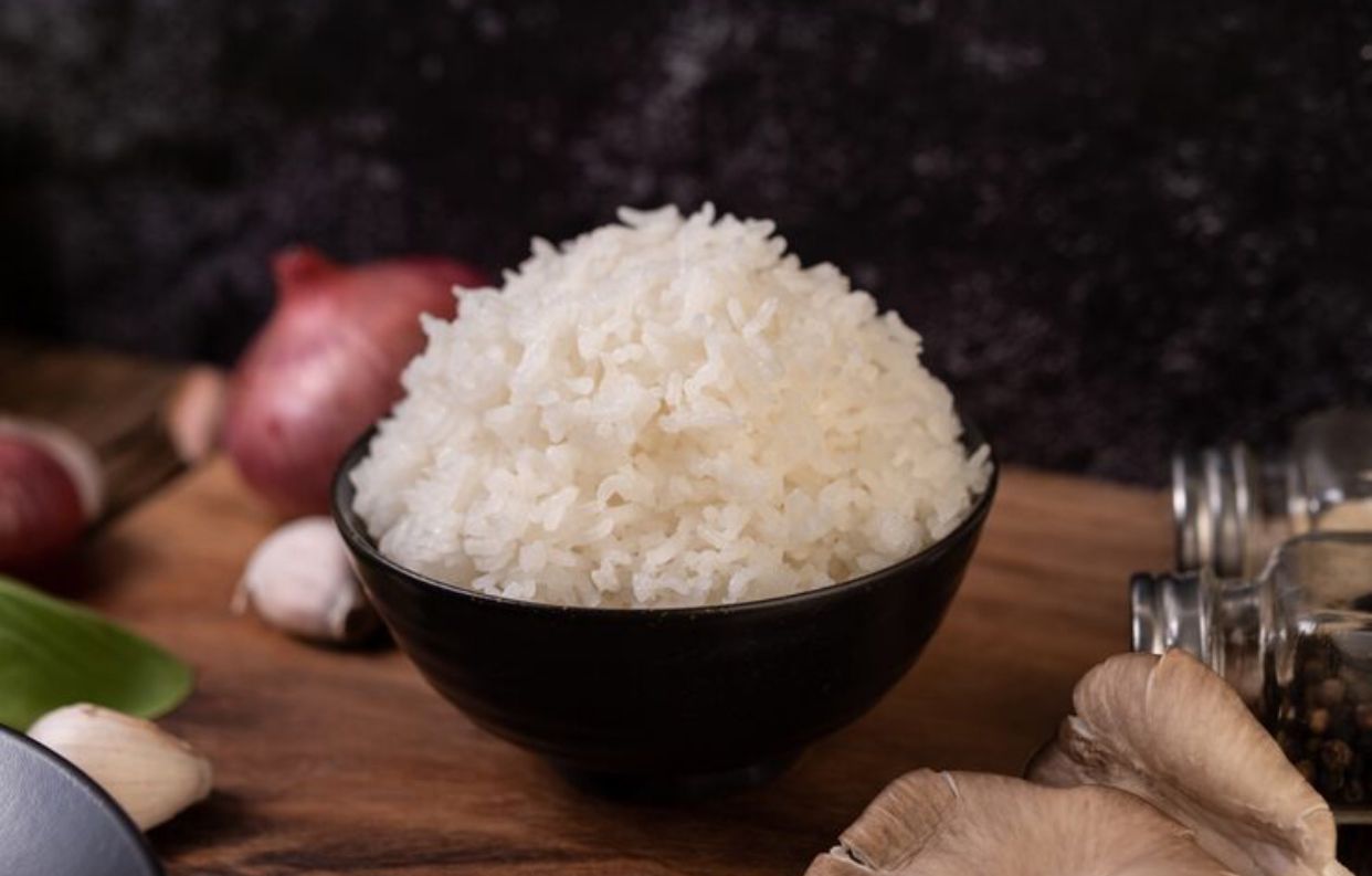 Banyak yang Percaya Nasi Dingin Lebih Rendah Kalori dan Cocok untuk Diet, Benarkah?