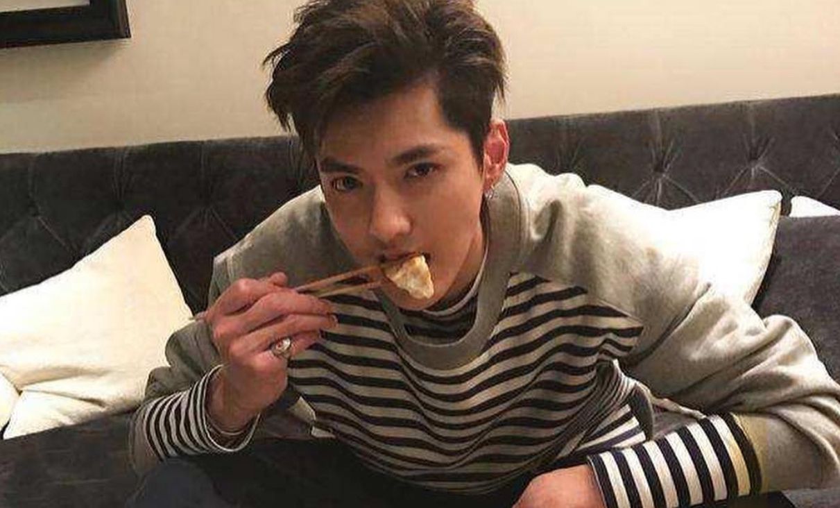 Diisukan Tewas Akibat Mogok Makan, Nasib Kris Wu di Penjara Akhirnya Terungkap