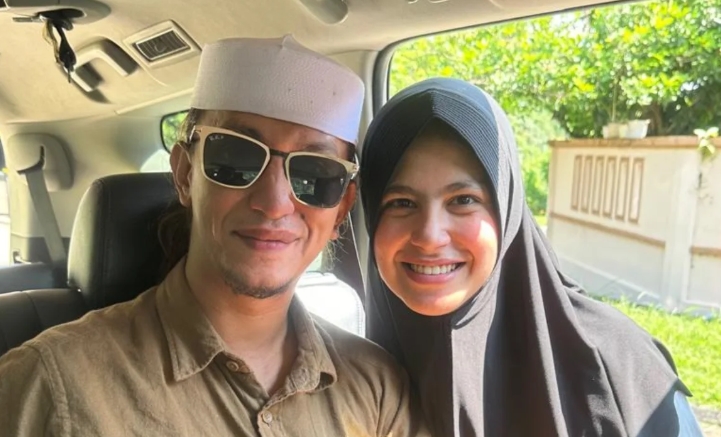 Hempas Isu Penelantaran, Istri Habib Bahar Unggah Foto Bulan Madu Helwa Bahcmid dengan Suaminya