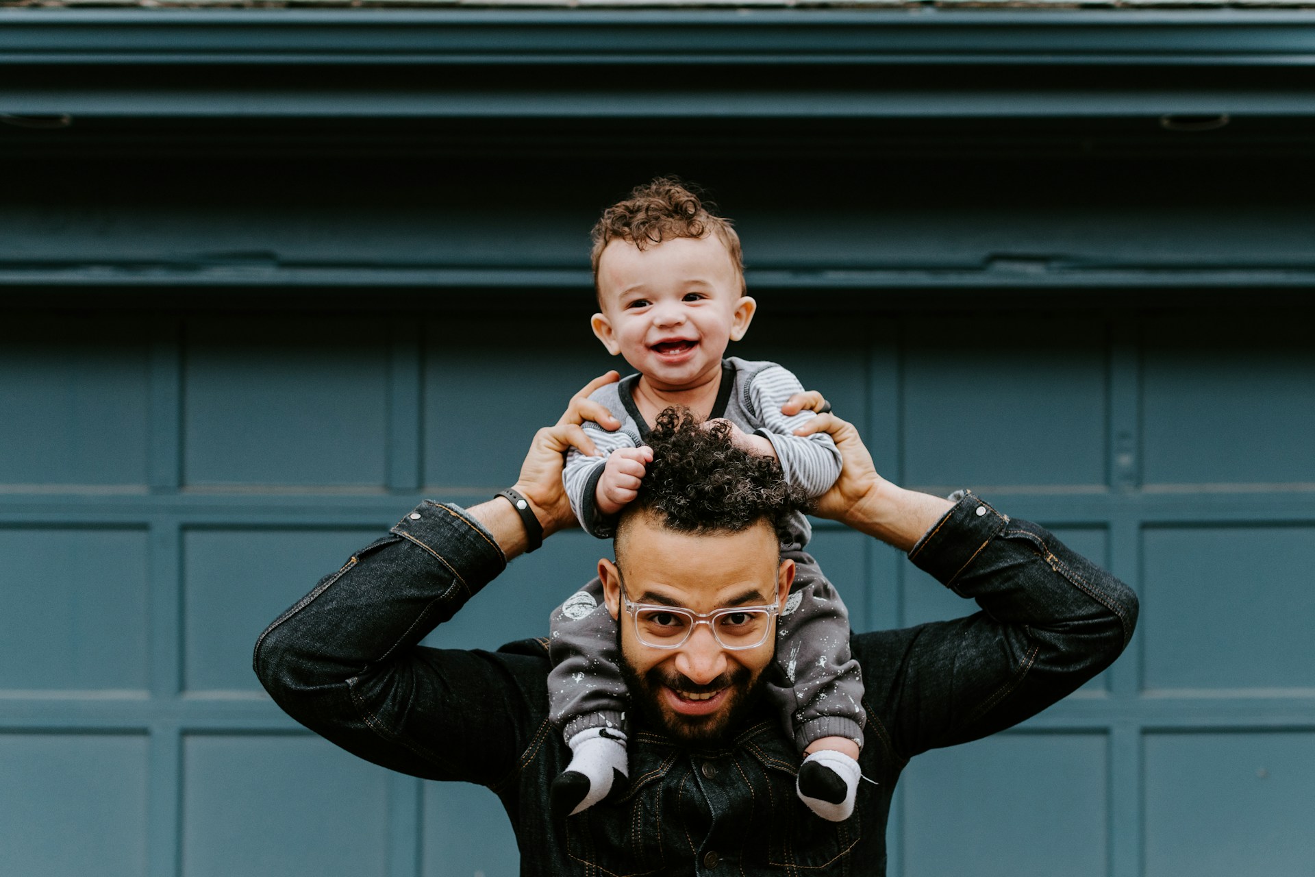 Fakta Unik! Ini 7 Warisan Genetik yang Diturunkan Spesifik dari Ayah ke Anak, Salah Satunya Tinggi Badan
