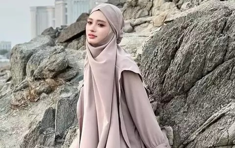 Tangis Inara Rusli Pecah Usai Terseret Dugaan Selingkuh dengan Pria Beristri, Minta Maaf hingga Siapkan Klarifikasi