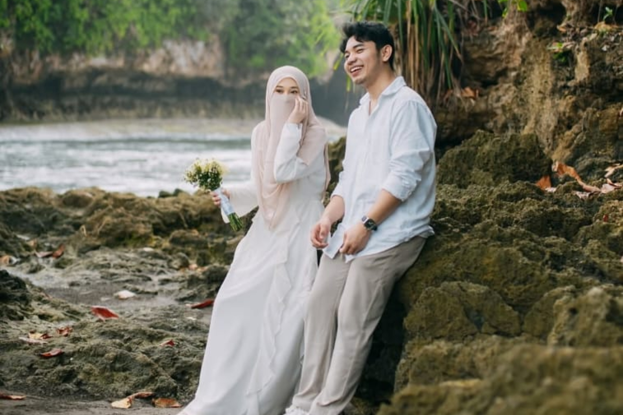 Siapa Tinandrose? Ini Biodata Istri Fiki Naki: Penulis Best Seller dan Pebisnis Sukses Bercadar