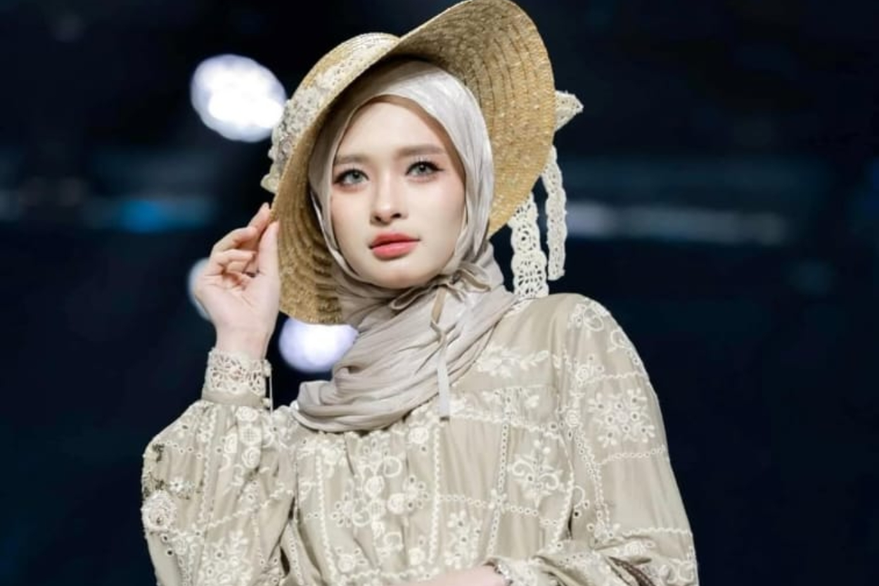 Dulu Vokal Soal Pelakor, Kini Inara Rusli Minta Maaf Usai Dilaporkan Jadi Selingkuhan Suami Orang