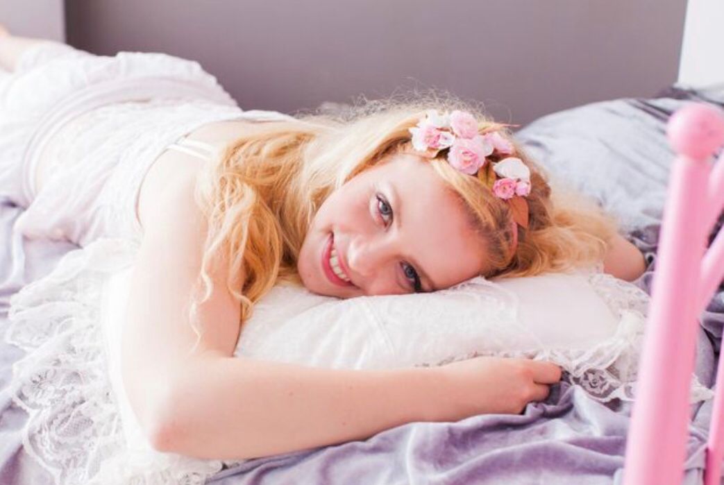 Stop Boros Skincare! Bukti Tidur Malam Berkualitas Bisa Memberi Efek Glow Up yang Lebih Dahsyat