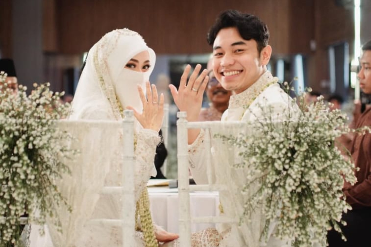 Profil Lengkap Fiki Naki, Youtuber Jago Bahasa yang Kini Resmi Menikah dengan Tinandrose!