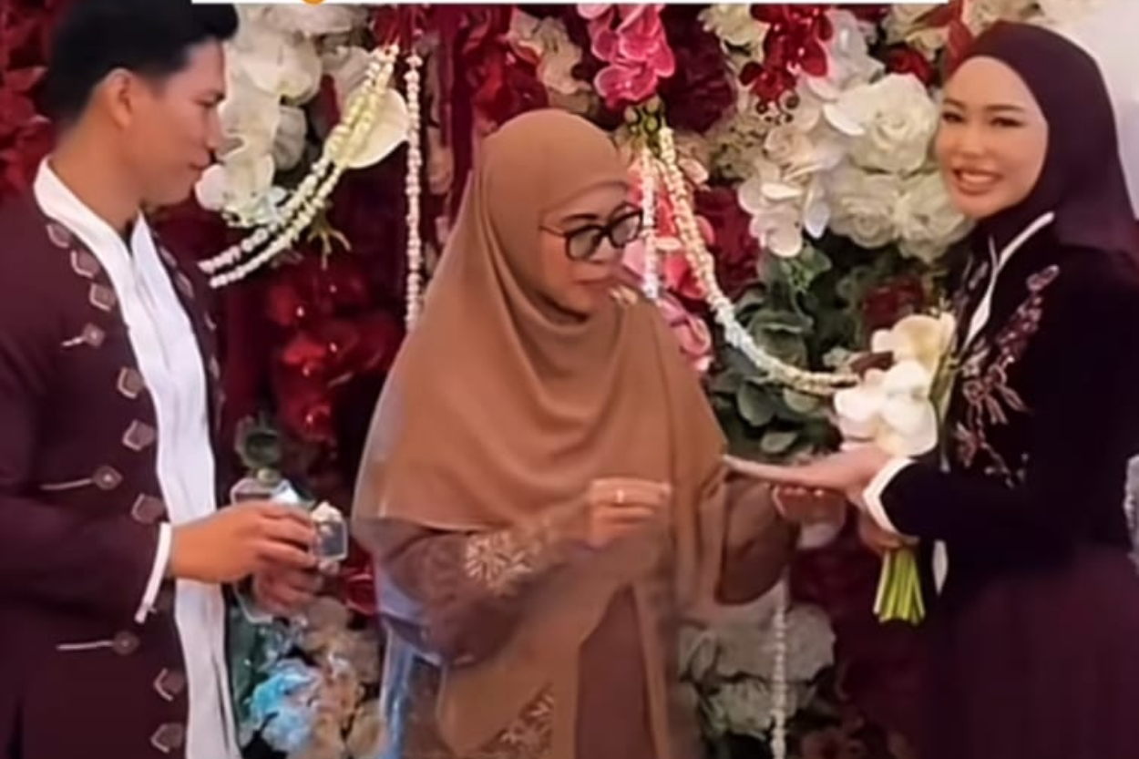 Jodoh Tak Kemana! Setelah Sempat Putus, Dara Arafah Resmi Dilamar Rehan Mubarak dalam Momen Privat