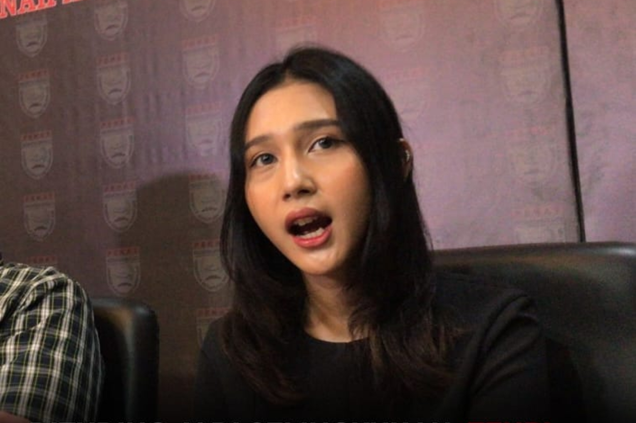 Karma Is Real! Tenri Anisa Happy Banget Inara Rusli Kini Dituduh Jadi Pelakor di Pernikahan Orang!