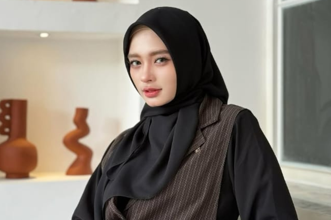 Inara Rusli Sempat Ungkap Awal Kenalan dengan Insanul Fahmi Lewat Cara Ini, Netizen Curiga Ciri-cirinya Cocok!