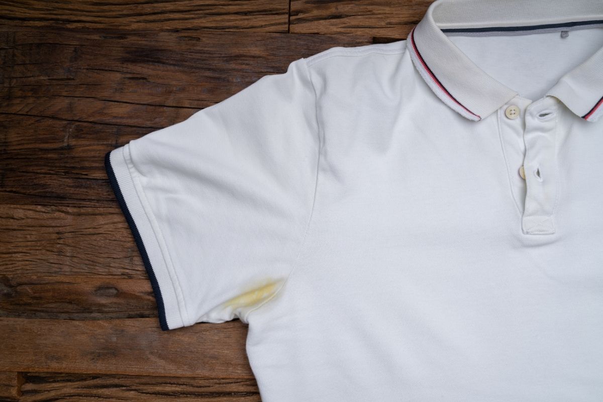 10 Trik Alami Mengatasi Noda Ketiak Membandel di Baju Putih, Kembali Cerah Seperti Baru