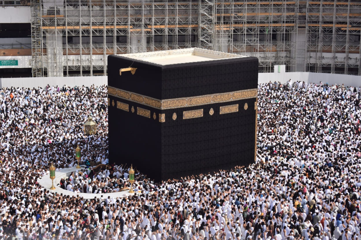 Ini 6 Syarat Umrah Mandiri, Panduan Lengkap Ibadah Tanpa Agen Travel, Dijamin Anti Ribet!