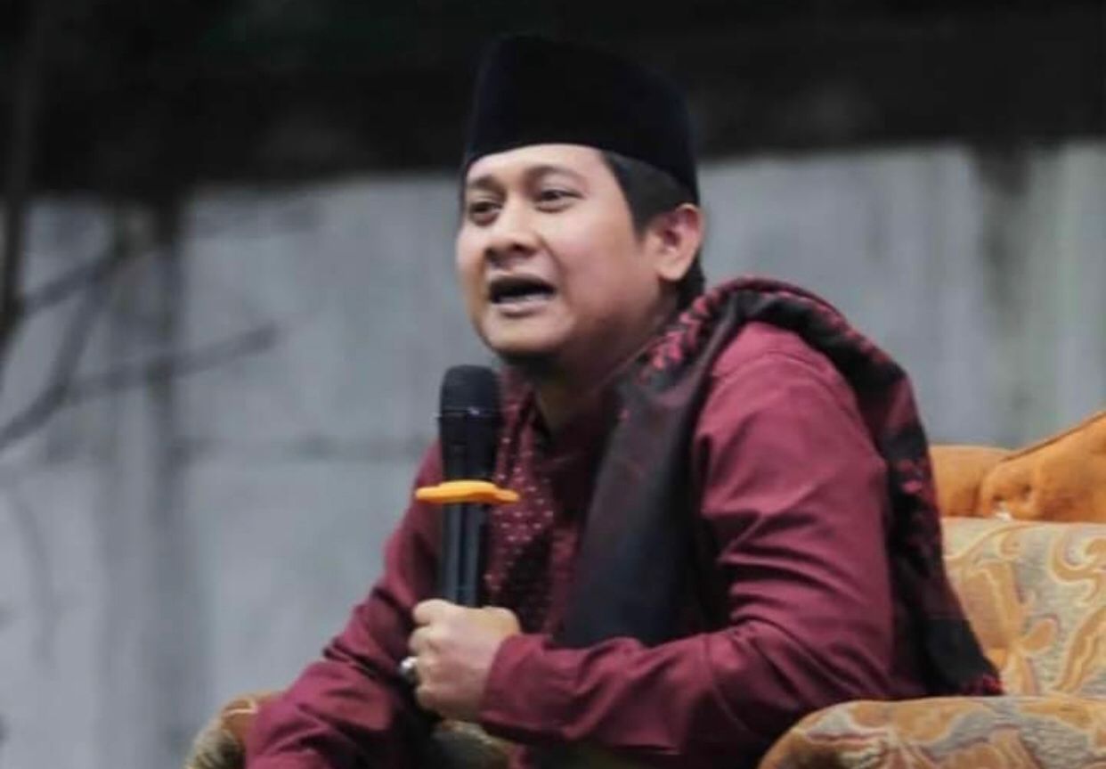 Terungkap! Ini Profil Gus Mahrus yang Disebut Jadi Penghulu Pernikahan SIri Inara Rusli dan Insanul Fahmi