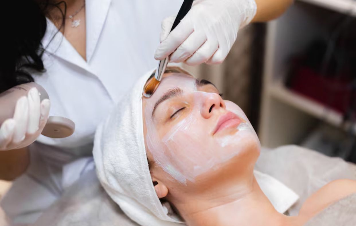 Jangan Tertipu! Ini 5 Mitos Skincare yang Sering Dipercaya Tapi Salah