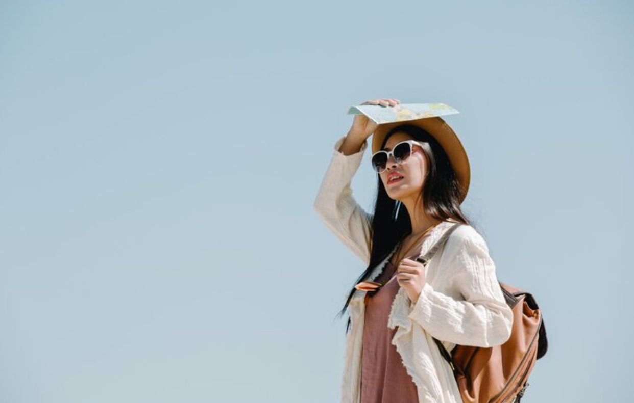 Liburan ke Luar Negeri Tetap Hemat Meski Kurs Melonjak, Begini Caranya