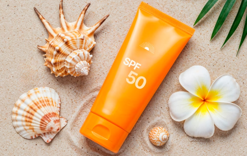 Bolehkah Sunscreen Dipakai di Kelopak Mata? Begini Cara Aman Memakainya