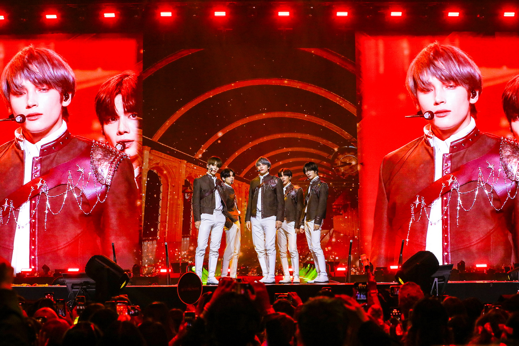 Daftar 6 Idol KPop yang Lewatkan Indonesia di Tur Dunia 2026, Ada TXT hingga SEVENTEEN!