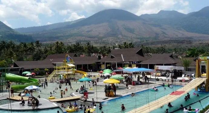 Destinasi Wisata Kolam Air Panas di Garut, Cocok Untuk Libur Natal dan Tahun Baru
