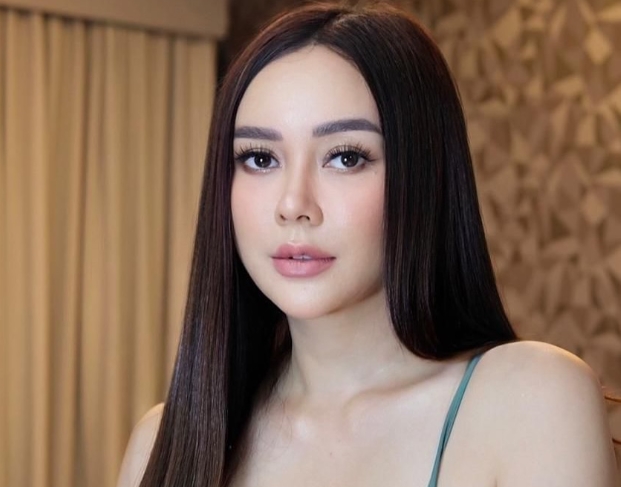 Deretan Kontroversi Aura Kasih, Dari Isu Prostisusi Artis Hingga Hubungan Dengan Ridwan Kamil
