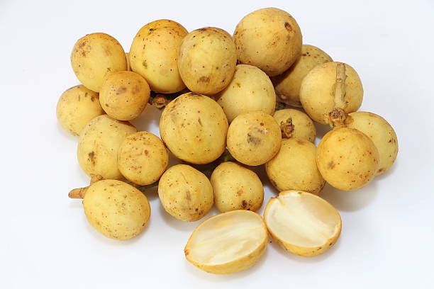 Bikin Kulit Glowing dan Awet Muda, Intip 5 Manfaat Rahasia Buah Duku yang Jarang Diketahui
