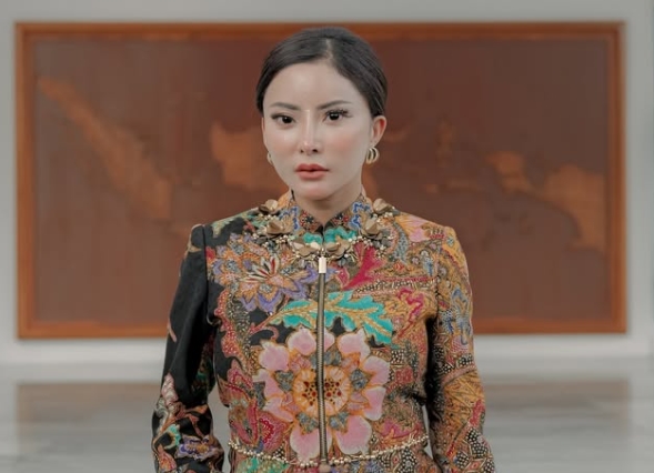 Profil dan Kontroversi Ayu Aulia, Model Majalah Dewasa yang Kini Jadi Tim Kreatif Kementerian Pertahanan