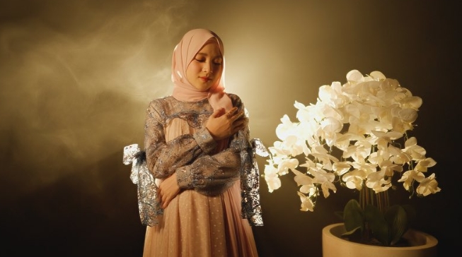 Diduga Sudah Lahiran Langsung Gas Open Endorse? Tampilan Anyar Nissa Sabyan Ramai Dikomentari