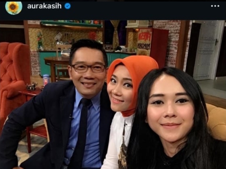 Jejak Aura Kasih Satu Panggung dengan Ridwan Kamil dan Atalia Praratya Viral Lagi, Awal Benih Perselingkuhan?