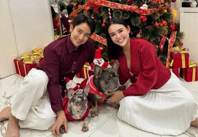 Intip 9 Gaya Artis Rayakan Natal 2025: Banjir Merah Hijau, Ada yang Pertama Tanpa Pasangan Sah
