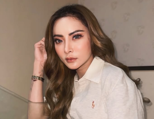 Ayu Aulia Ngaku Dihamili Pejabat, Bupati Bintan Roby Kurniawan Ikut Disebut