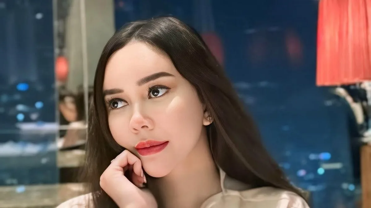 Skip Ketampanan dan Umur, Aura Kasih Spill Kriteria Calon Suami Idaman