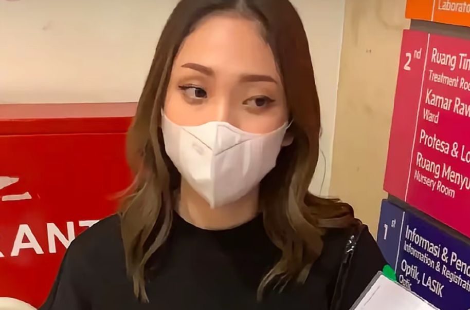 Heboh di Medsos, Akun TikTok Baru Diduga Milik Jule Kepergok Tak Berhijab