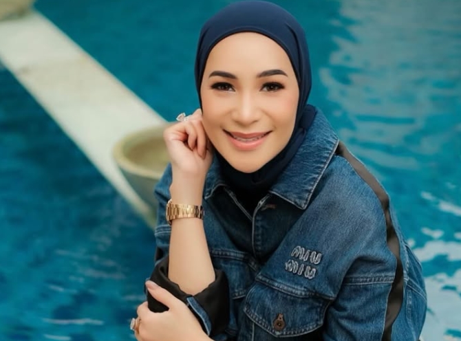 Resmi Cerai dari Andre Taulany, Rien Wartia Panjtakan Doa Emosional Hadapi Tahun 2026