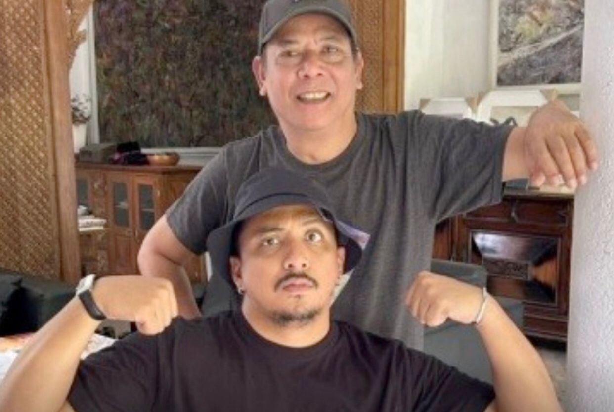 Sal Priadi Buka Suara Usai Foto Bareng Sitok Srengenge Tuai Kontroversi