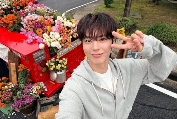 Isu Park Bo Gum Gay Kembali Mencuat, Netizen Korea Mengaku Sudah Tahu Sejak Lama