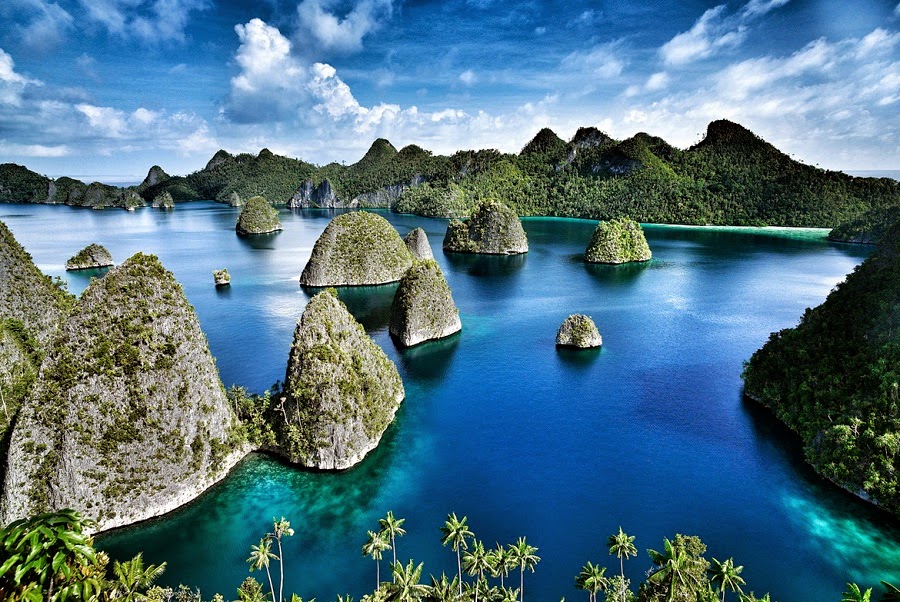 10 Destinasi Surga di Raja Ampat yang Wajib Dikunjungi Sekali Seumur Hidup, Ada Pianemo hingga Cape Kri!