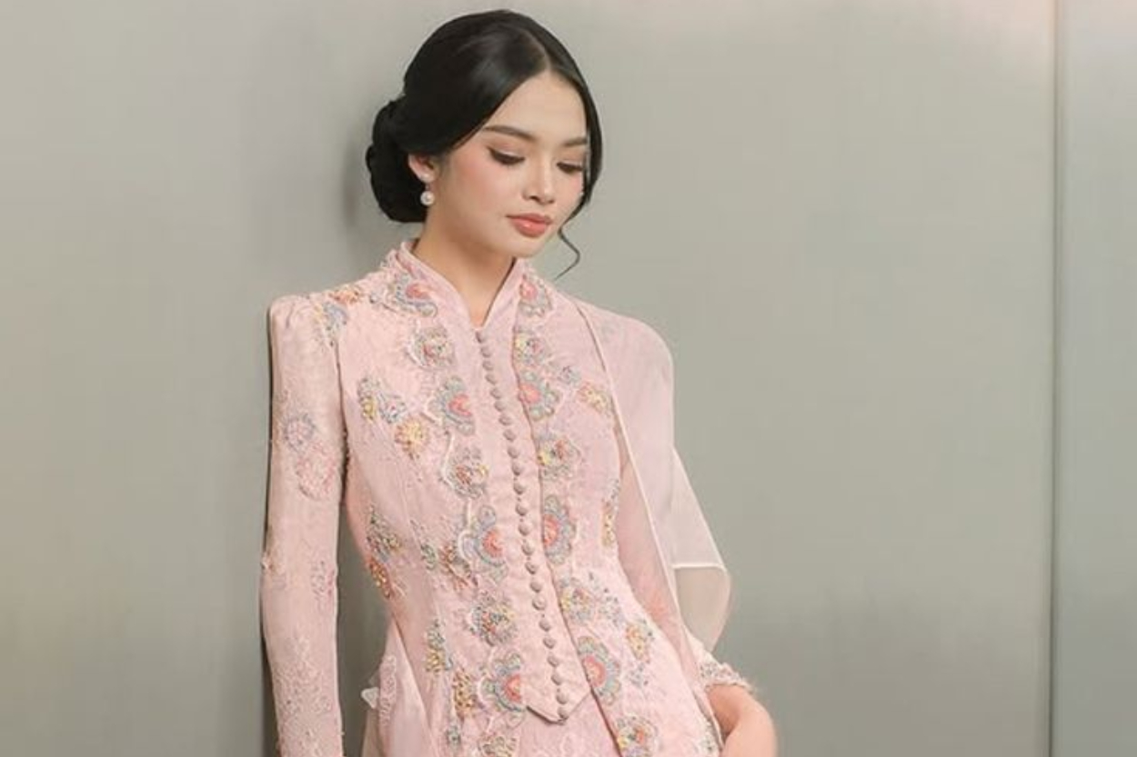 11 Model Baju Kebaya Modern untuk Pesta Pernikahan Hijab yang Anggun dan Mewah, Auto Jadi Pusat Perhatian!