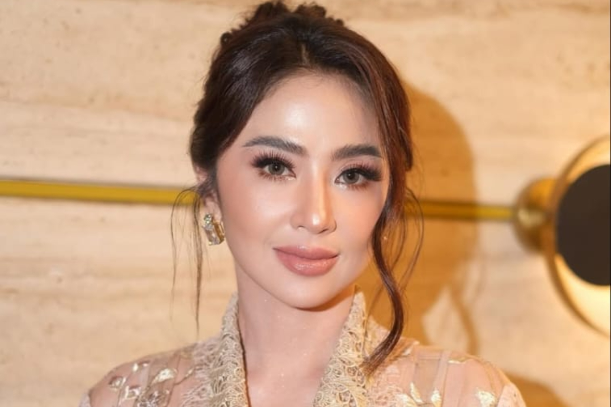 Diminta Jadi Istri Virgoun, Dewi Perssik Bongkar Rahasia Ditelpon Eva Manurung hingga 20 Kali Sehari!