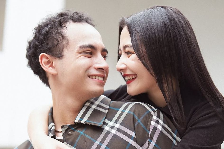 Prilly Latuconsina Putuskan Hengkang dari Sinemaku Pictures, Dukungan Omara Esteghlal Tuai Pujian