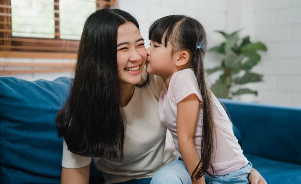 Mengenal Mother Wound, Luka Batin Akibat Dibesarkan Tanpa Kasih Sayang Seorang Ibu
