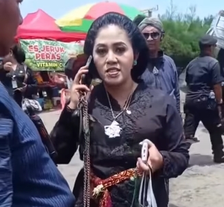 Tamu Tak Diundang? Kemunculan Mbak Rara di Labuhan Parangkusumo Picu Polemik, Keraton Yogyakarta Beri Klarifikasi
