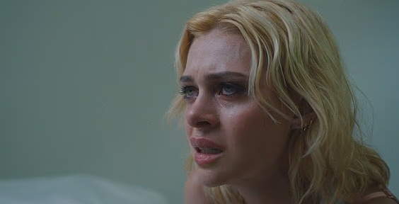 Dibintangi Nicola Peltz, Serial The Beauty Dihujat Kritikus: Disebut Menyinggung, Tidak Masuk Akal, hingga Hampir Tak Layak Tonton
