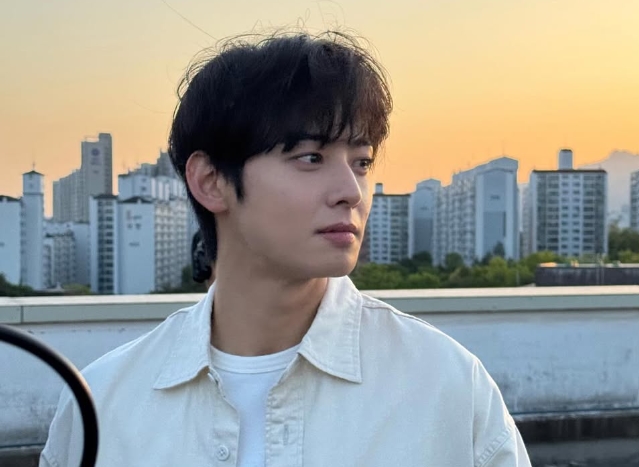 Dianggap Pelit, K-Netz Bongkar Jejak Donasi Cha Eun Woo